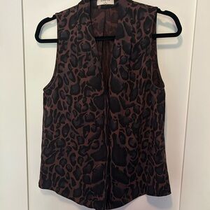 Babaton Animal Print Sleeveless Blouse